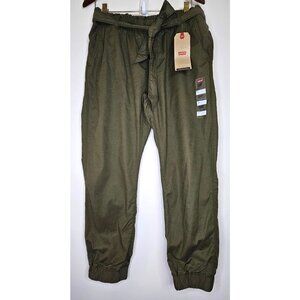 NWT!! Levi’s Belted Jet Set Taper Utility Jogger Pants M Olive Green